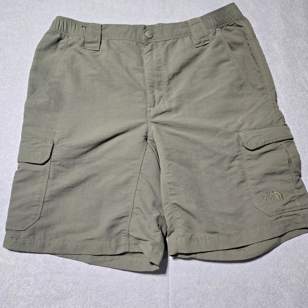 The North Face Mens Paramount Cargo Shorts Olive Green Nylon Hiking Size 34